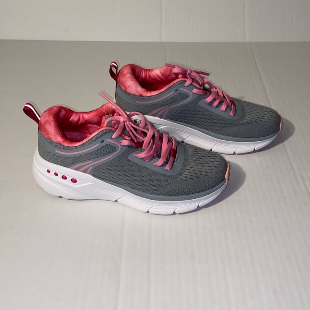 Easy Spirit Limited Edition Maxine Women’s Size 5.5 Move For Pink Walkin…